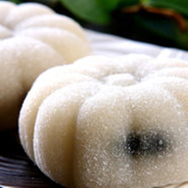 ماكينة صنع آيس كريم موتشي 2026 - مراجعة Ice Cream Mochi Maker وسعره
