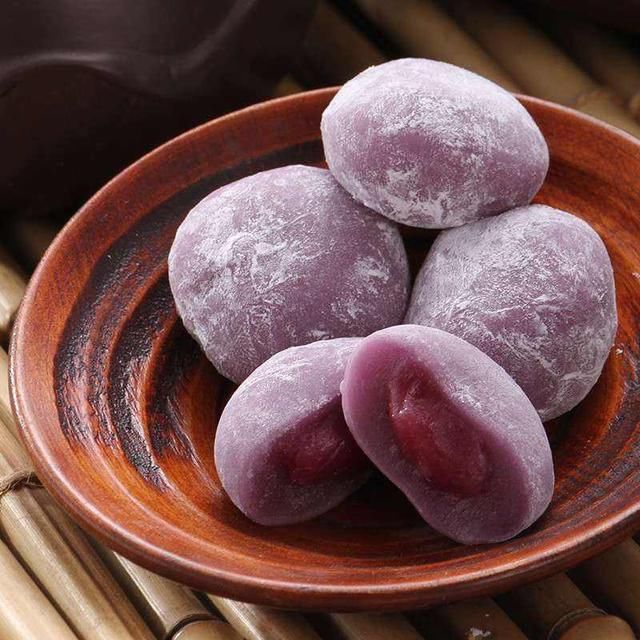 ماكينة صنع آيس كريم موتشي 2026 - مراجعة Ice Cream Mochi Maker وسعره